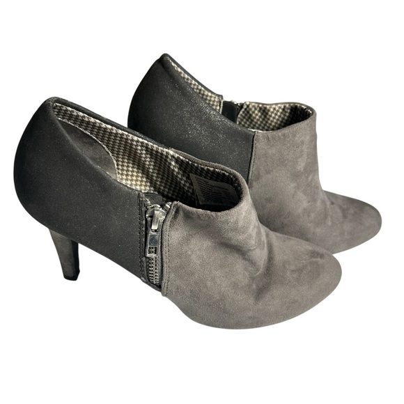 Dexflex Comfort Two Tone Gray Spiked Heel Bootie Sz 8 - Picture 4 of 12